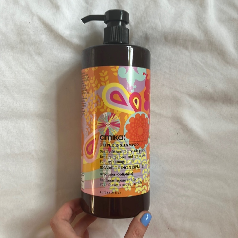 Amika shampoo